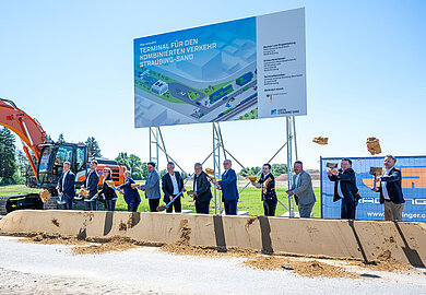 Ground-breaking ceremony for CT terminal in Port Straubing-Sand